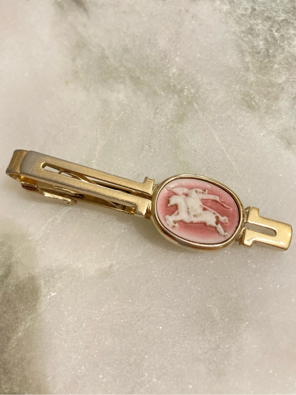 ✨ RARE Burberry Vintage Tie Clip